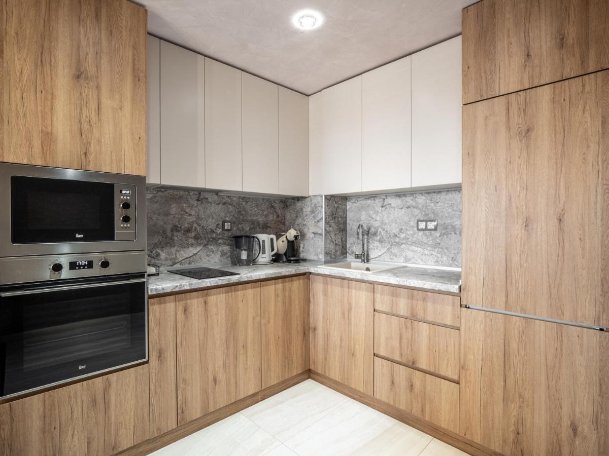 The Boulevard Luxury Apartment София Экстерьер фото